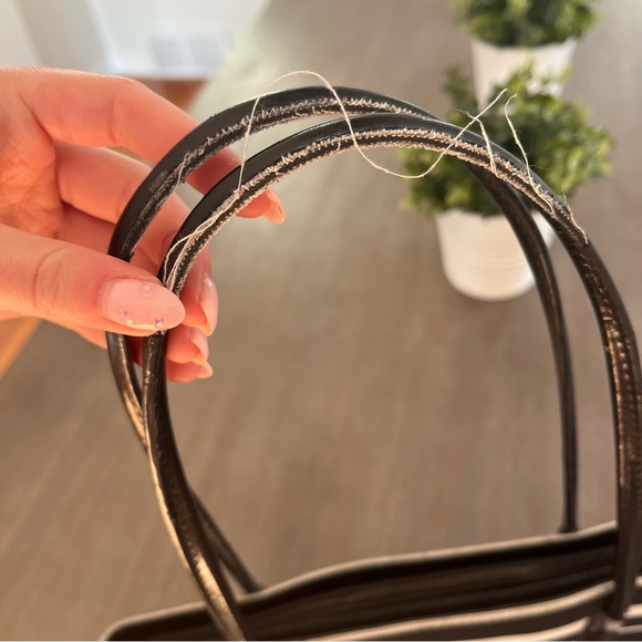 Striped Kate Spade Purse - Picture 3 of 8